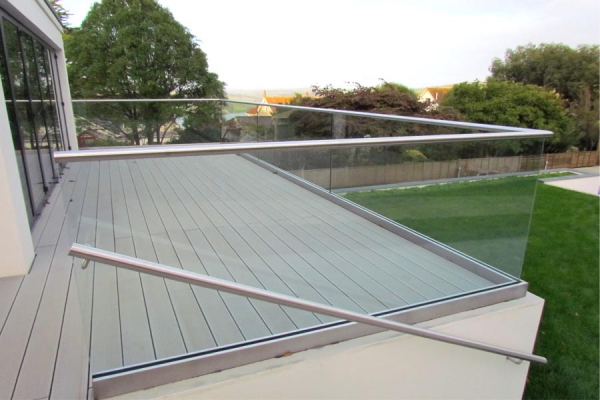 Exterior Glass Base Shoe Installation