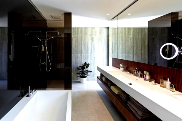 5465019a45898tz Portfolio 1415905690 L